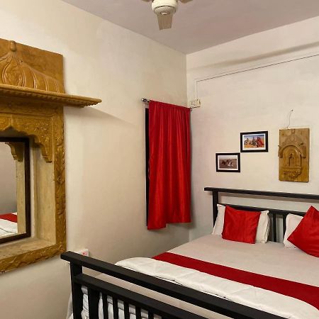 Hotel Dilbar Safari Jaisalmer Bagian luar foto
